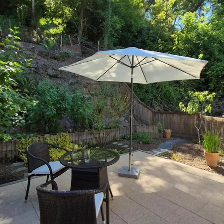 Rhein-wald Exklusives Mit Rheinblick 博帕德