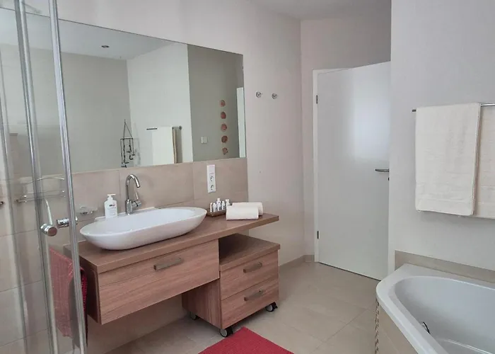 Rhein-wald Exklusives Mit Rheinblick *