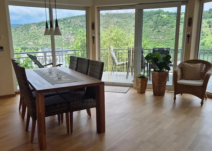 Rhein-wald Exklusives Mit Rheinblick Apartment *